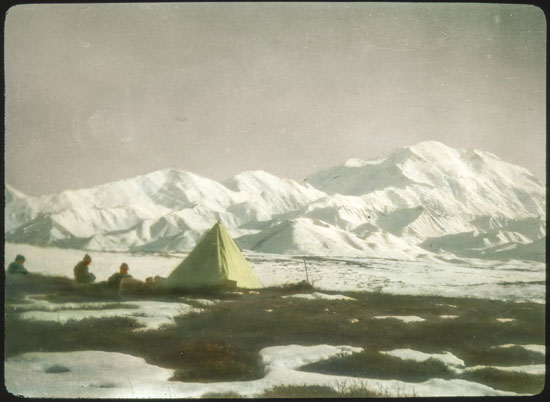 1912-tundra-camp