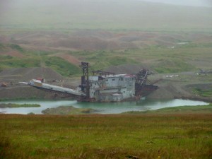 Old dredge at Platinum in 2002. (Photo by Dean Swope, KYUK - Bethel)